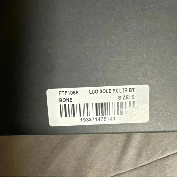 Fashion to figure women’s over the knee boots cream color size 9W nib - Picture 9 of 14